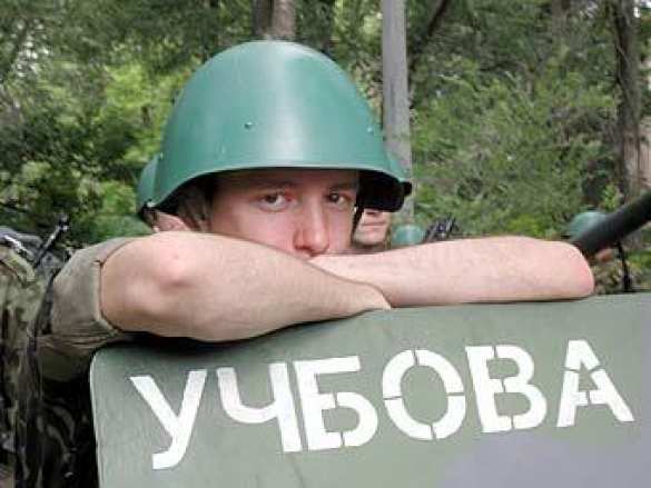 Военкоматы Одесской области жалуются на нехватку добровольцев, тем временем один из военкоматов попытались сжечь | Русская весна
