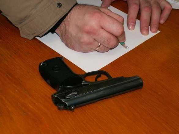 ЛНР: Cовмин утвердил правила переоформления разрешений на хранение и ношение гражданского оружия | Русская весна