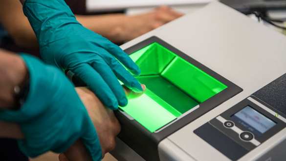 Недобро пожаловать: Украина тестирует биометрический контроль на границе с Россией (ВИДЕО) | Русская весна