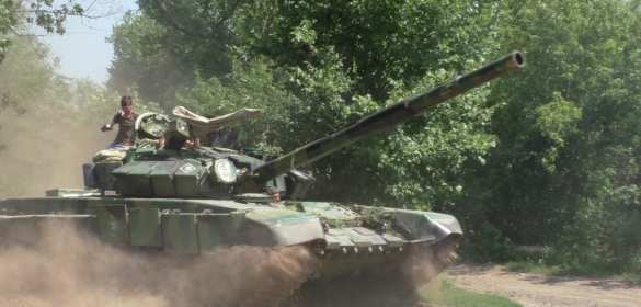 Ополчение ДНР начнет отвод бронетехники еще в трех направлениях, — Басурин  | Русская весна