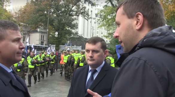 «Тварина, за Иловайск ответишь!» — у Рады подрались Парасюк и экс-министр обороны Гелетей (ВИДЕО 18+) | Русская весна