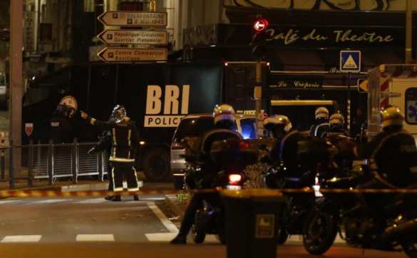 ВАЖНО: В ходе спецоперации во Франции уничтожена террористка-смертница, погиб случайный прохожий (ФОТО, ВИДЕО) | Русская весна