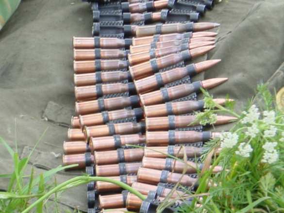 В ЛНР у линии разграничения обнаружен склад с боеприпасами | Русская весна