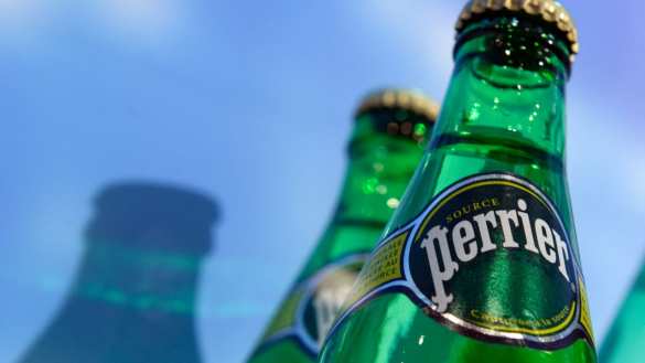 «Скандал с водой Perrier»: кишечные бактерии нашли в минеральной воде, которая продаётся в России  | Русская весна