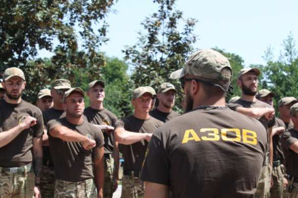 «Не по адресу»: в Минобороны ответили на обращение «Азова» по гумкоридорам | Русская весна