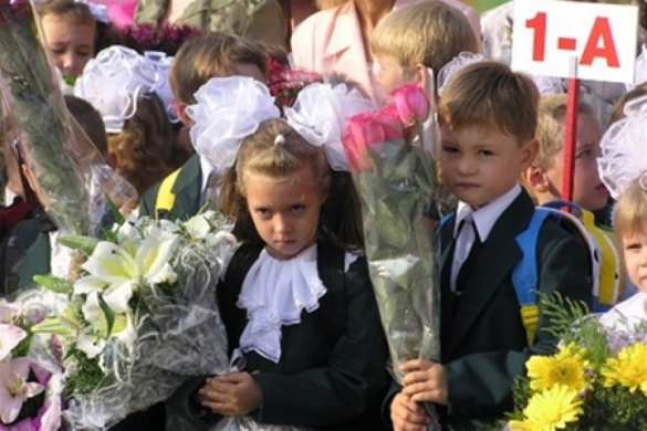 День знаний в Луганске начался без обстрелов | Русская весна
