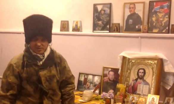 В Луганске сожгли могилу подполковника А. Беднова с позывным «Бэтмен» (видео 18+) | Русская весна