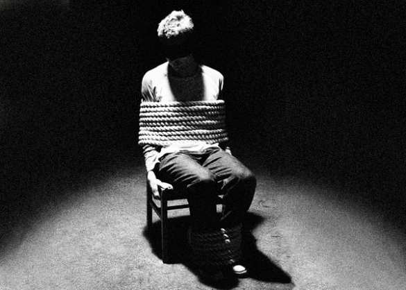 «Били, чтобы я подписал бумаги», — бывший пленный (ВИДЕО) | Русская весна