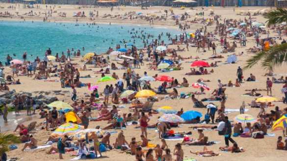 Guardian: Испания и Италия думают, как вернуть российских туристов | Русская весна