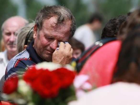 Украинские каратели продолжают лить кровь людей, несмотря на перемирие | Русская весна