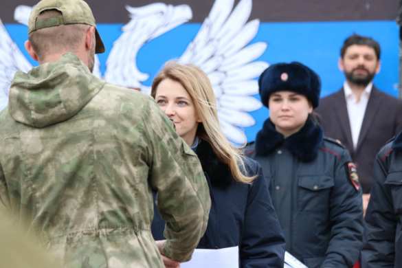 Депутаты Госдумы РФ вручили награды сотрудникам МВД ДНР (ФОТО, ВИДЕО) | Русская весна