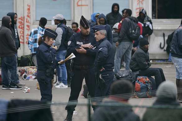 С 13 ноября Франция приостанавливает на месяц действие Шенгена | Русская весна