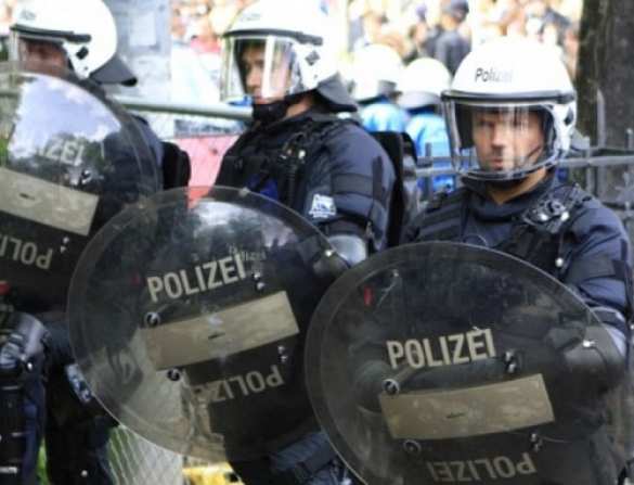 Полиция Цюриха применила слезоточивый газ и резиновые пули против курдских демонстрантов | Русская весна