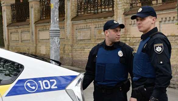 За Коханивским пришли? Силовики заблокировали штаб-квартиру ОУН в Киеве (ФОТО) | Русская весна