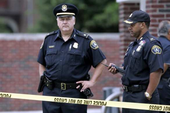 В США полицейский застрелил юного американца на первом свидании (ВИДЕО) | Русская весна