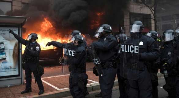 В США полиция задержала корреспондента RT (ФОТО, ВИДЕО) | Русская весна