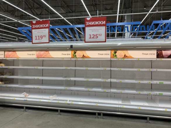 В Чернигове покупатели показали пустые полки магазинов «АТБ» (ФОТО) | Русская весна