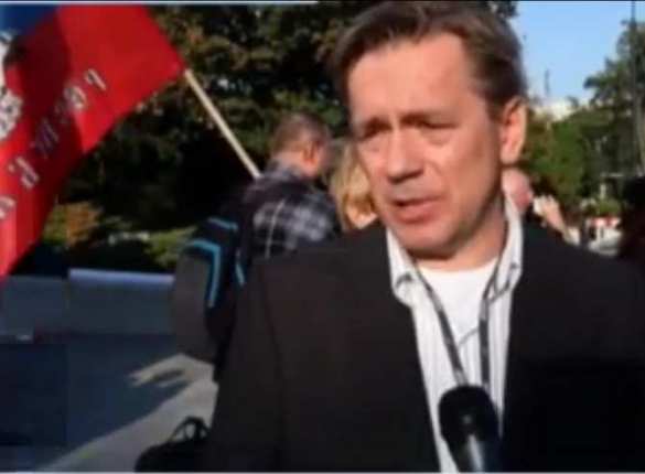 Митинг против карательной операции Киева в Новороссии прошел в Варшаве (видео) | Русская весна