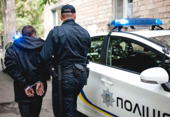 Типичная Украина: харьковские «копы» ограбили мертвого старика | Русская весна