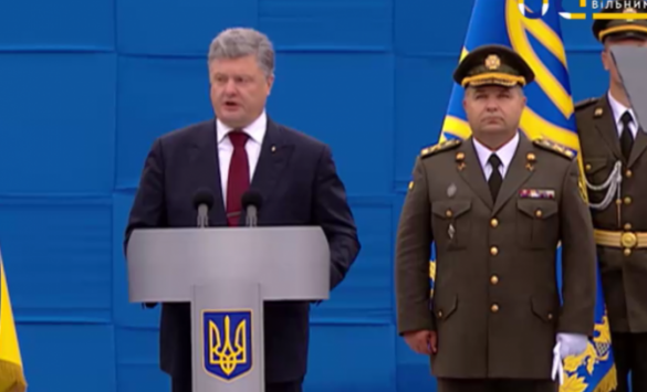 Шарий опозорил ВСУ, показав правду о военном параде в Киеве (ВИДЕО) | Русская весна