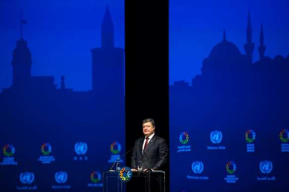 Усталый Порошенко просил в Турции денег на восстановление Донбасса (ФОТО) | Русская весна