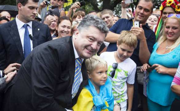 Порошенко вновь «отличился», выступая перед детьми (ВИДЕО) | Русская весна