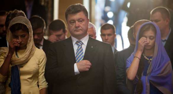 Порошенко, Турчинов и Парубий помолились за Украину (ВИДЕО) | Русская весна