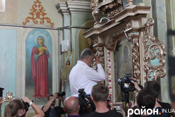 Порошенко наложит руку на благотворительность | Русская весна