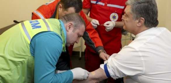 «Кровь на сувениры»: у Порошенко не признали анализы Зеленского | Русская весна