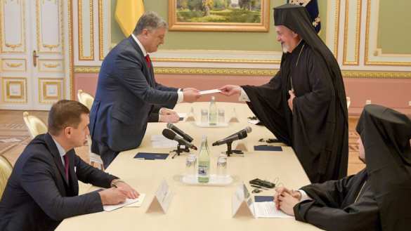 Предоставят автокефалию: Порошенко похвастался обещанием от вселенского патриарха Варфоломея (ФОТО, ВИДЕО) | Русская весна