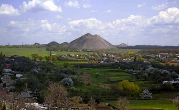 Небольшие городки вокруг Донецка: люди приспосабливаются жить в прифронтовой полосе | Русская весна