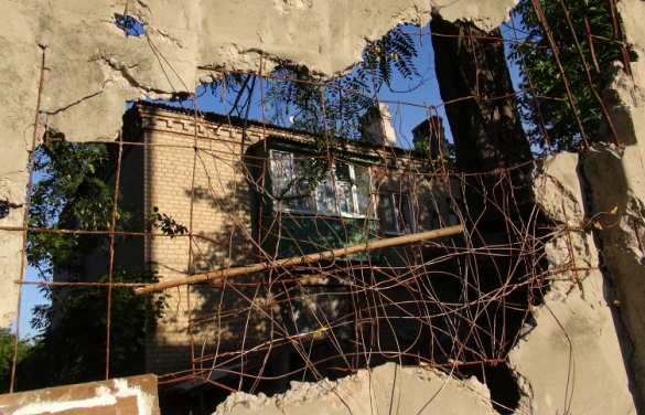 Жертвами обстрелов ВСУ за неделю стали три жителя ДНР, четыре ранены | Русская весна