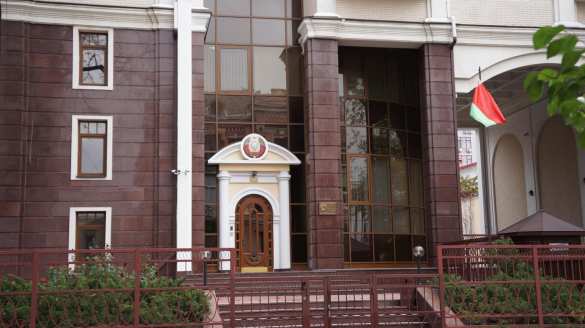 Дипломатические войны: Украина выслала из страны белорусского дипломата | Русская весна