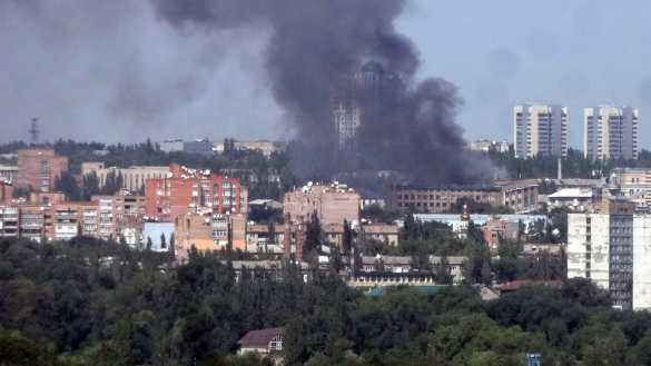 В центре Донецка крупный пожар (ФОТО, ВИДЕО) | Русская весна