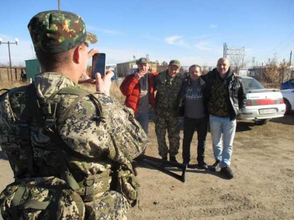 Донбасс — новости с передовой. Захар Прилепин и Константин Долгов (ВИДЕО) | Русская весна