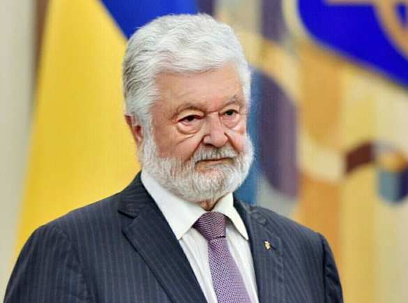 Порошенко — Санта Клаус, Гройсман превратился в Мосийчука: что делает с политиками новый «фильтр старости» (ФОТО) | Русская весна