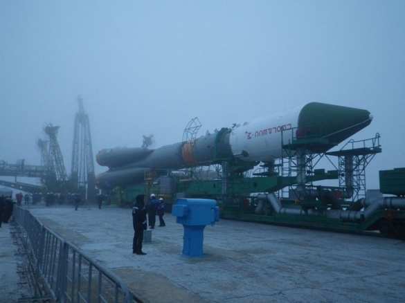 Ракета «Союз-У» с грузовым кораблём «Прогресс М-26 М» вывезена на старт | Русская весна