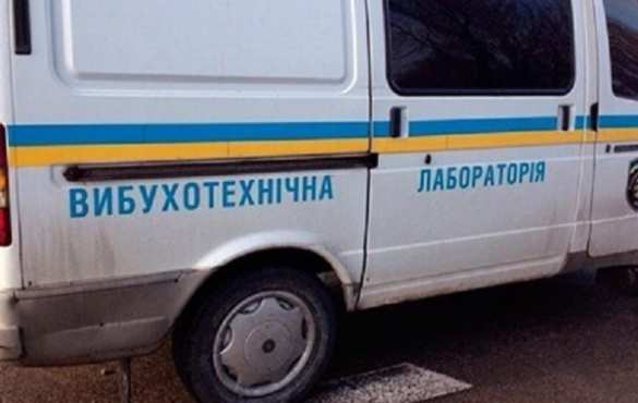 Супермаркет в Киеве подорвали взрывпакетом | Русская весна