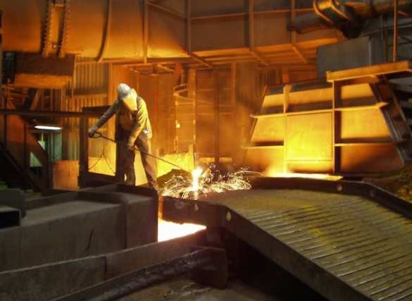 Упало всё: выпуск стали на Украине обвалился на 30% | Русская весна