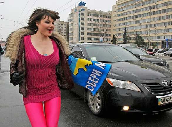 «Лучше в Лигу сексуальных реформ»: украинцы высмеяли «курс в ЕС и НАТО» | Русская весна