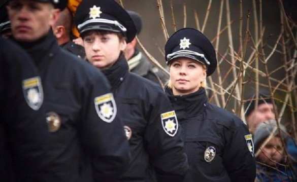 Украинская проститутка пошла работать в полицию, чтобы бороться с проституцией (ФОТО 18+) | Русская весна