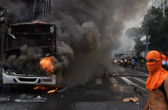  «Ад в Бразилии»: из-за протестов полиции на улицах царит хаос (ФОТО, ВИДЕО) | Русская весна