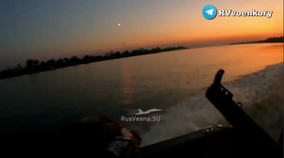 Уникальные кадры: налёт спецгруппы на скоростной лодке на врага на Днепре (ВИДЕО) | Русская весна