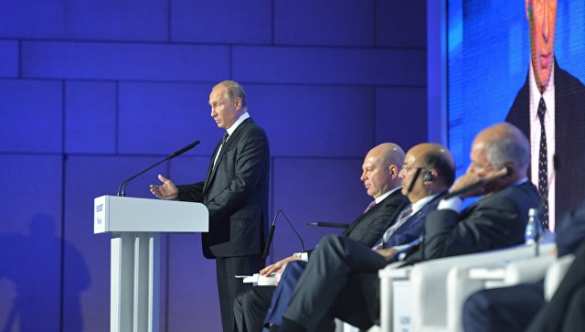 Фото: РИА Новости / Алексей Дружинин Россию невозможно изолировать санкциями, — Путин | Русская весна