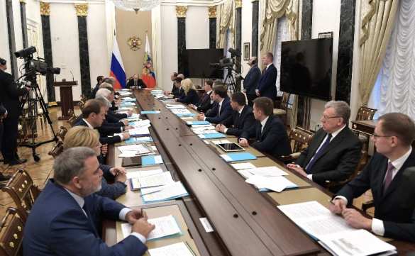 Война? Сотрудникам администрации Путина поставили жёсткое условие | Русская весна