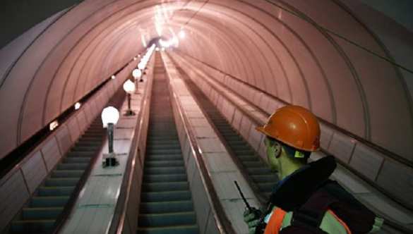 В Петербурге рабочие объявили голодовку в шахте метро (+ФОТО, ВИДЕО) | Русская весна