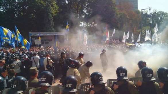 Еще один нацгвардеец находится на грани жизни и смерти, — Геращенко | Русская весна