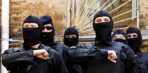 «Мы установим порядок в стране!» Уличная армия нацистов будет контролировать украинские выборы | Русская весна