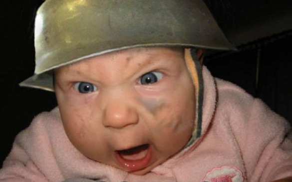 Типичная Украина: в Киеве на детской площадке нашли боевую гранату (ФОТО) | Русская весна