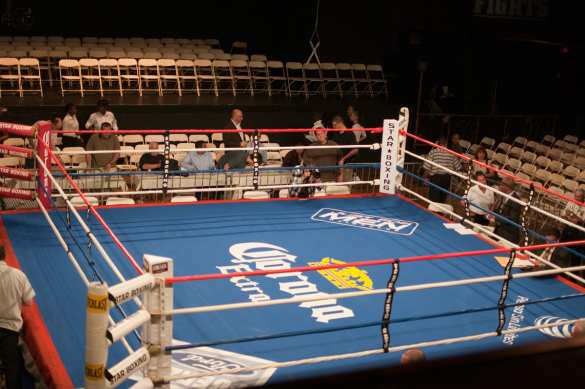 Боксерский поединок в Петербурге завершился массовой дракой (ВИДЕО) | Русская весна